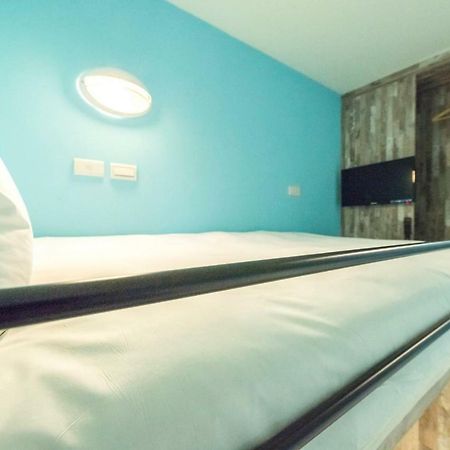 Divecube Hotel Taizhong Zewnętrze zdjęcie
