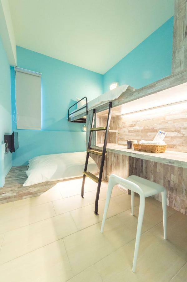 Divecube Hotel Taizhong Zewnętrze zdjęcie